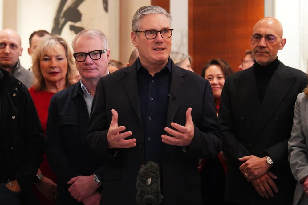 Thủ tướng Anh thăm chính thức Trung Quốc