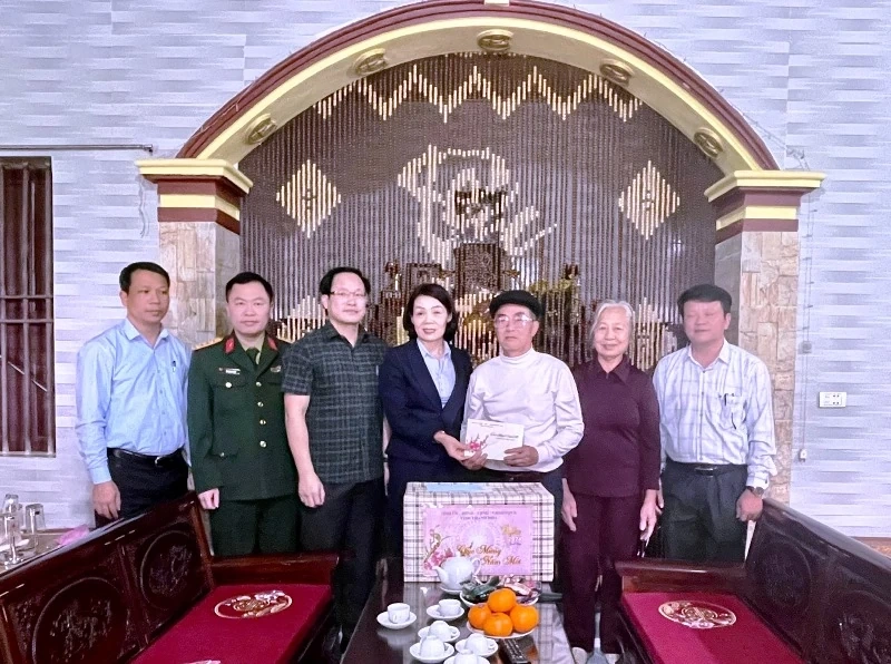 163.500 suất quà Tết đến với người dân có hoàn cảnh khó khăn