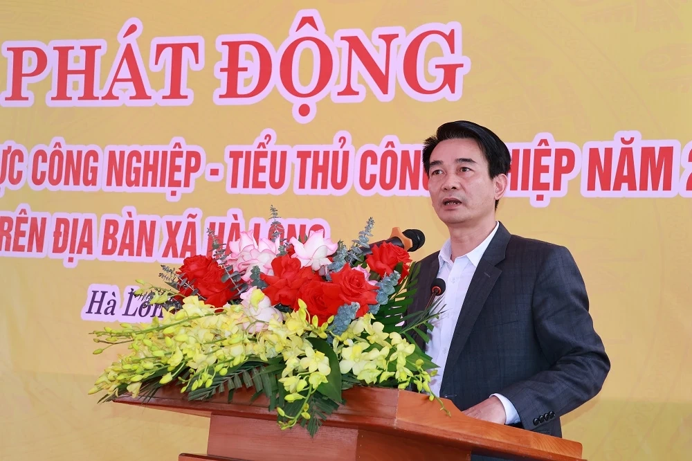 Xã Hà Long ra quân sản xuất công nghiệp - tiểu thủ công nghiệp