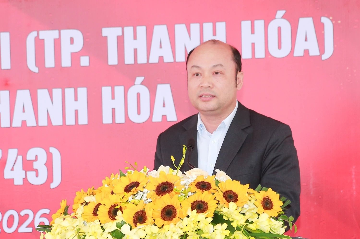 Ra quân thực hiện dự án đường giao thông trọng điểm