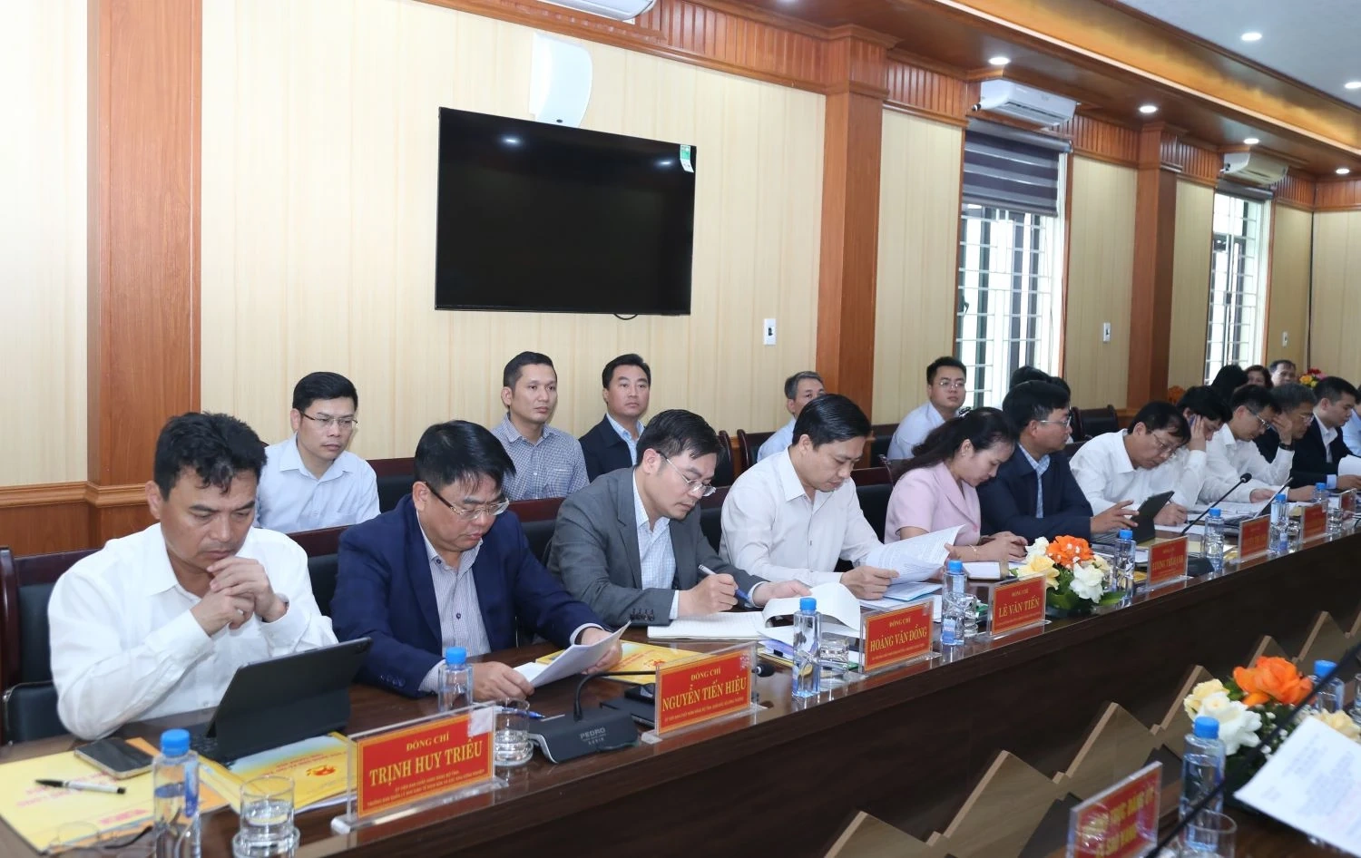 Chủ tịch UBND tỉnh Nguyễn Hoài Anh thăm, kiểm tra và làm việc với các xã thuộc vùng huyện Thọ Xuân cũ