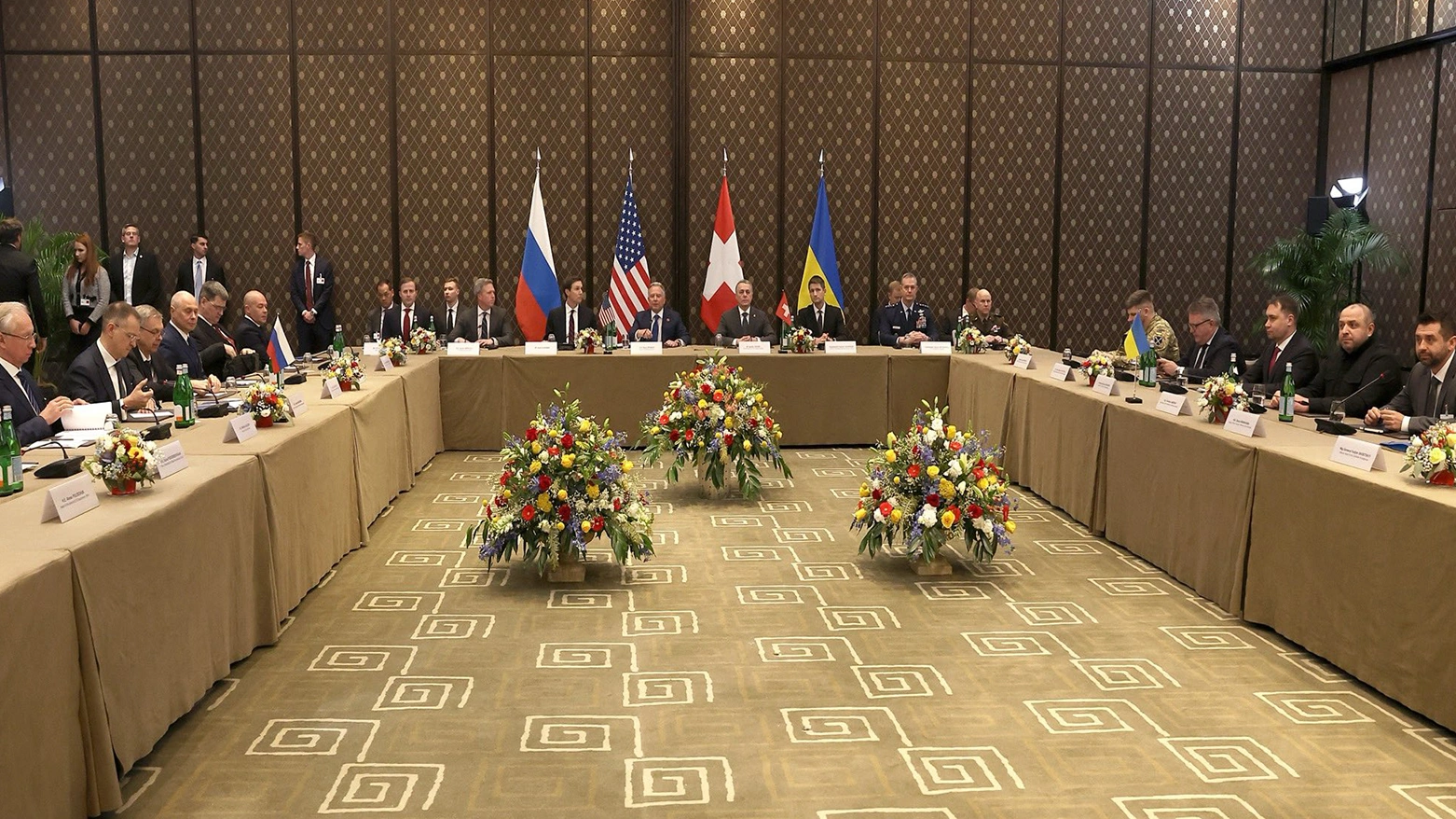 Mỹ - Ukraine kết thúc đàm phán tại Geneva, chuẩn bị cuộc gặp ba bên với Nga