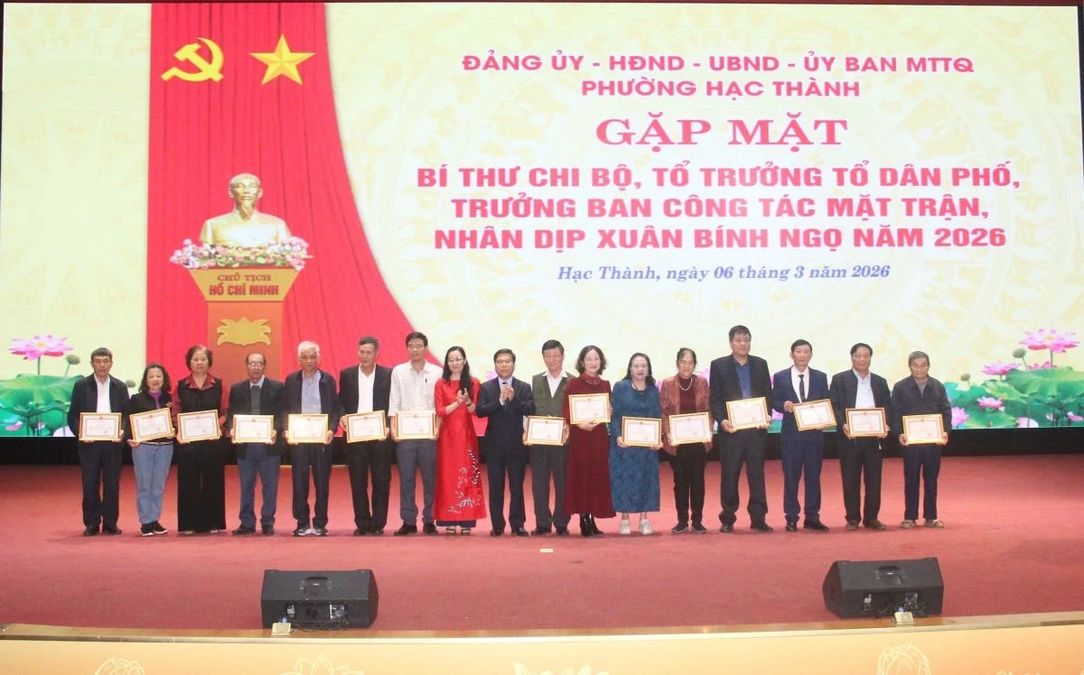 Phát huy tinh thần, trách nhiệm, đội ngũ cán bộ cơ sở góp phần xây dựng phường Hạc Thành phát triển