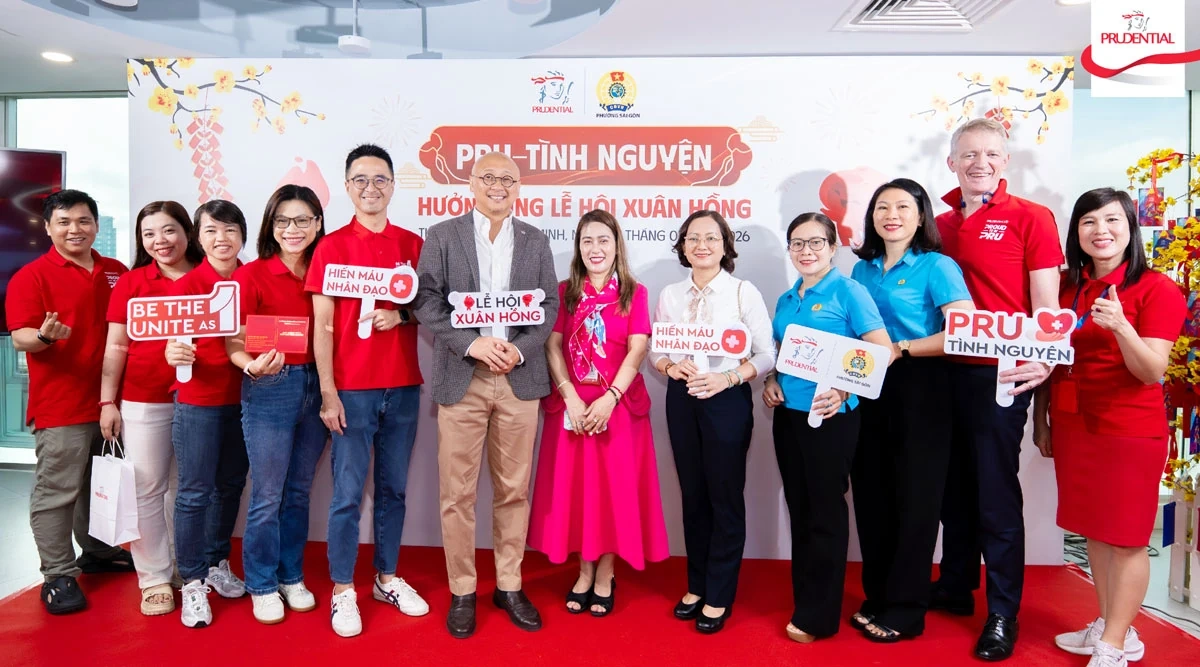 Hàng trăm nhân viên, tư vấn viên Prudential hiến máu hưởng ứng Lễ hội Xuân Hồng