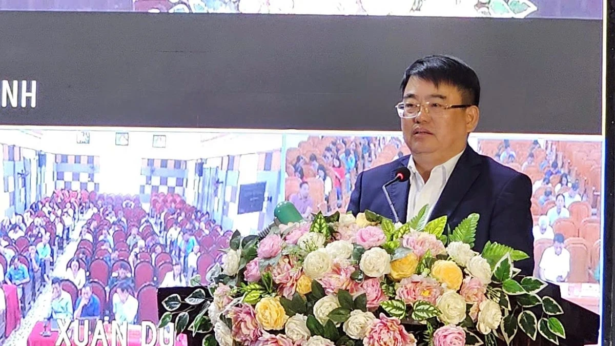 Các ứng cử viên đại biểu HĐND tỉnh tiếp xúc cử tri tại đơn vị bầu cử số 8