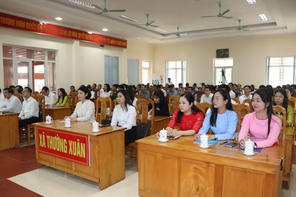 Hội nghị tiếp xúc cử tri, vận động bầu cử HĐND tỉnh khóa XIX tại đơn vị bầu cử số 9