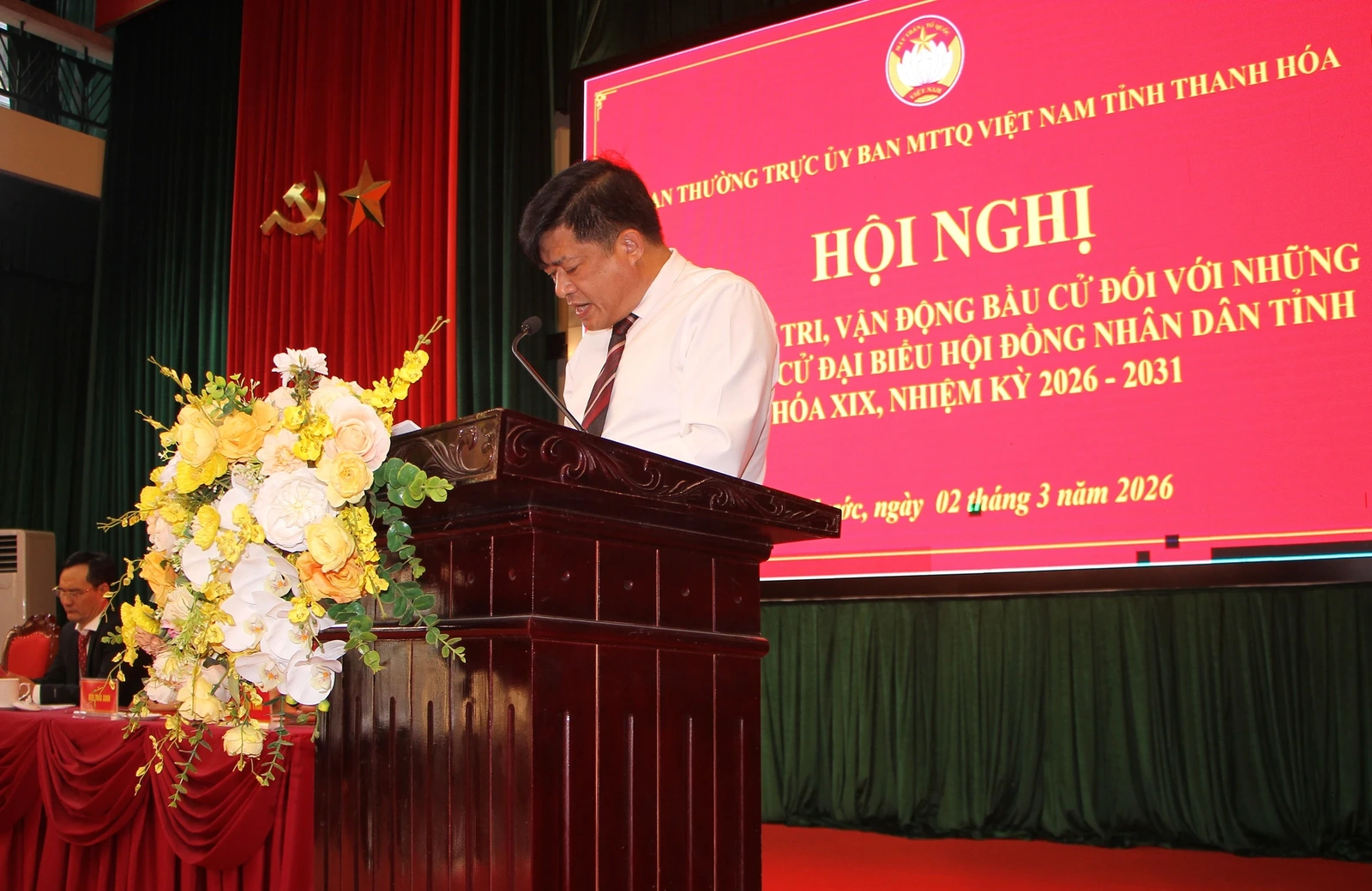 Các ứng cử viên đại biểu HĐND tỉnh tiếp xúc cử tri, vận động bầu cử tại đơn vị bầu cử số 4