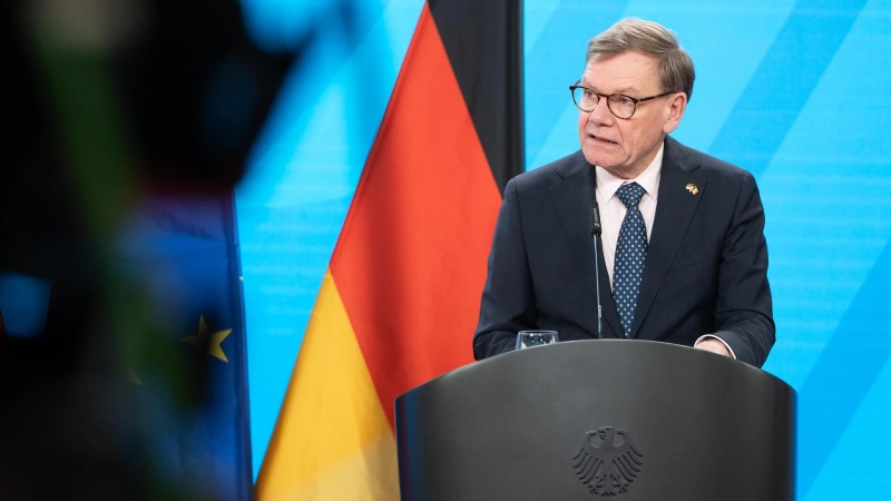 Anh bác chỉ trích của ông Trump về việc không tham gia chiến dịch của Mỹ và Israel nhằm vào Iran