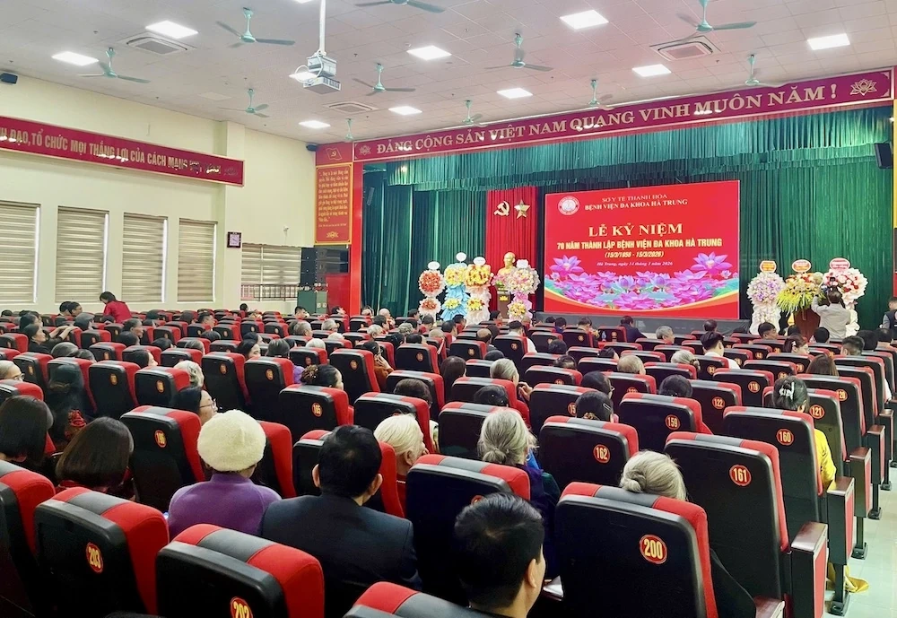 Bệnh viện Đa khoa Hà Trung kỷ niệm 70 năm thành lập