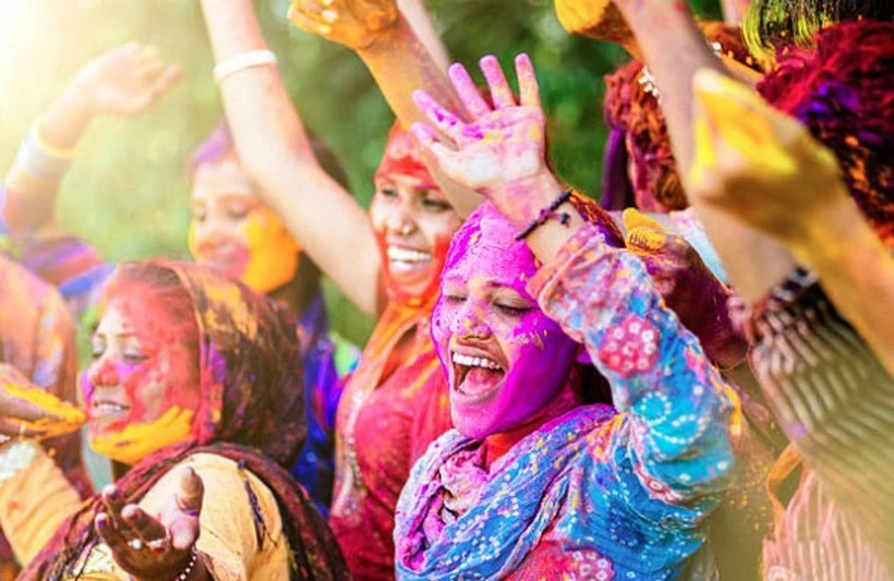 Những thông tin có thể bạn chưa biết về Lễ hội sắc màu Holi nổi tiếng