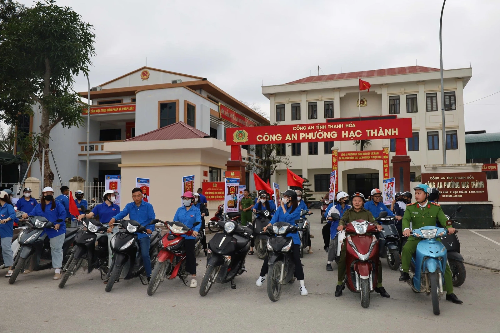 Tuyên truyền lưu động về cuộc bầu cử đại biểu Quốc hội và HĐND các cấp tại phường Hạc Thành