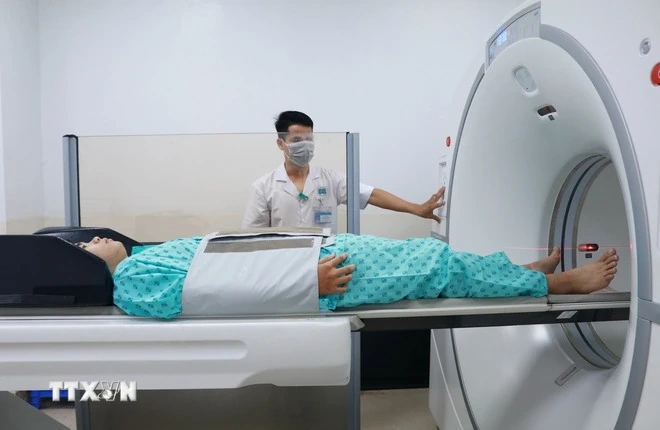 Triển khai cơ chế, chính sách đặc biệt cho công tác chăm sóc sức khỏe nhân dân