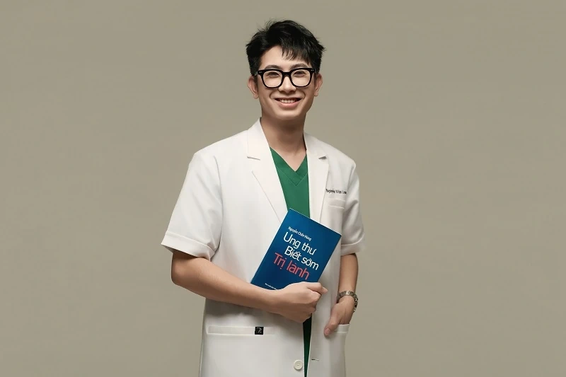 Nguyễn Văn Long – chàng sinh viên Y khoa sinh đúng vào Ngày Thầy thuốc Việt Nam và khát vọng mang tri thức y học đến cộng đồng