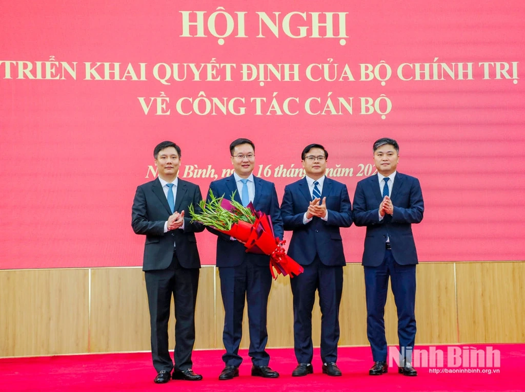 Đồng chí Trần Đăng Quỳnh được Bộ Chính trị chỉ định giữ chức Phó Bí thư Tỉnh ủy Ninh Bình