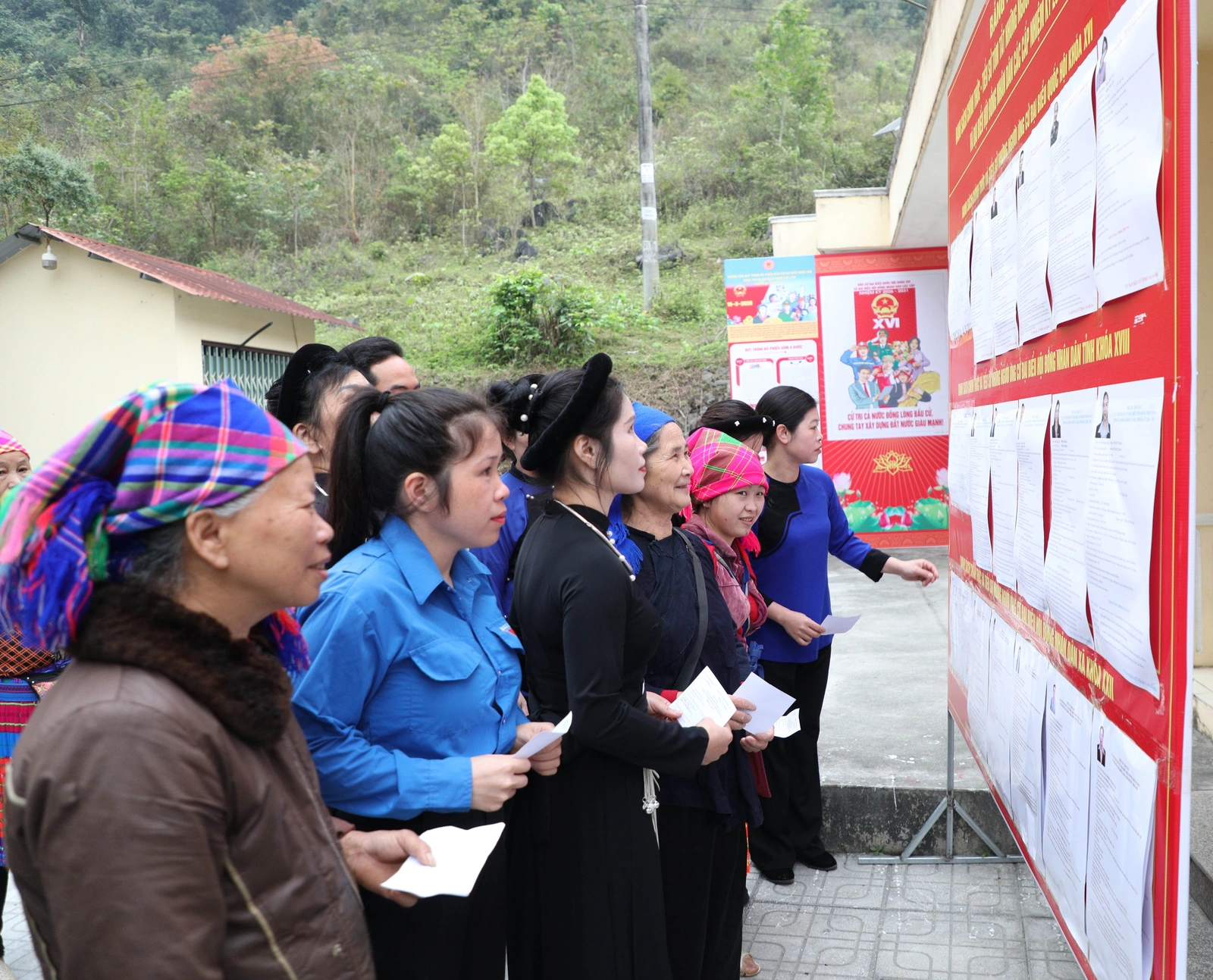 Ngày hội non sông và trọng trách trước Nhân dân