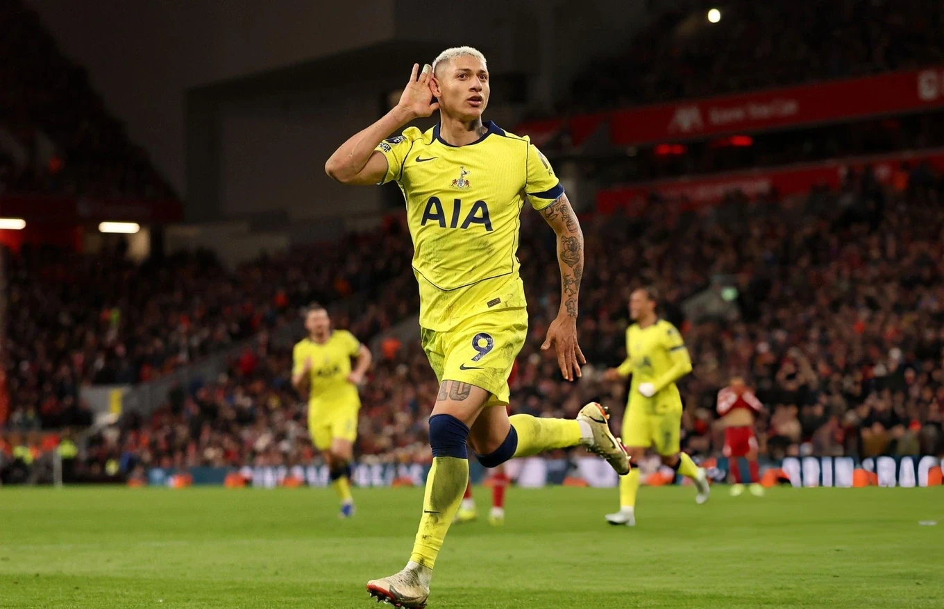 PVF-CAND xuống đáy bảng V.League; Siêu Cúp liên lục địa Tây Ban Nha vs Argentina bị hủy bỏ