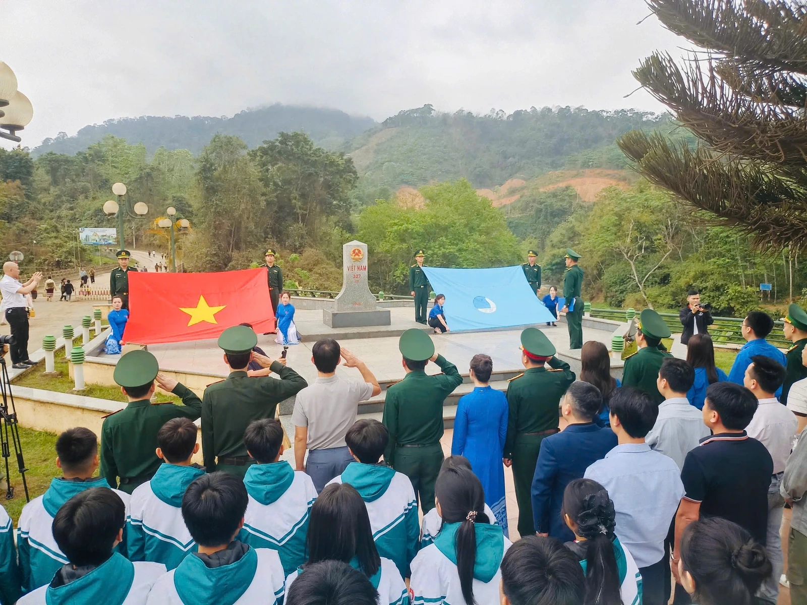 Nhiều hoạt động thiết thực, ý nghĩa trong Chương trình “Tháng Ba biên giới” năm 2026