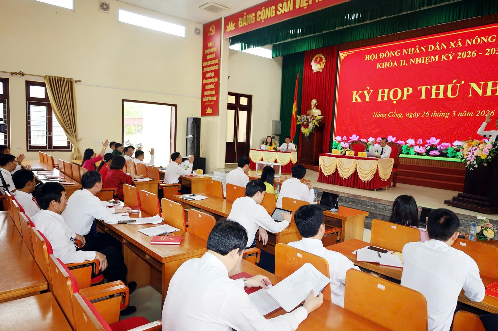 HĐND xã Nông Cống tổ chức kỳ họp thứ Nhất khóa II, nhiệm kỳ 2026-2031