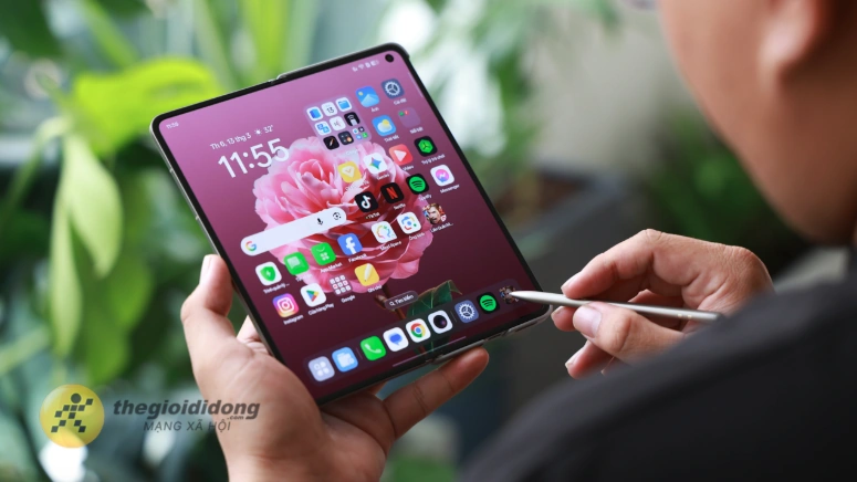 Đánh giá Công nghệ Màn hình trên OPPO Find N6: Bước tiến mới Trong kỷ nguyên điện thoại gập