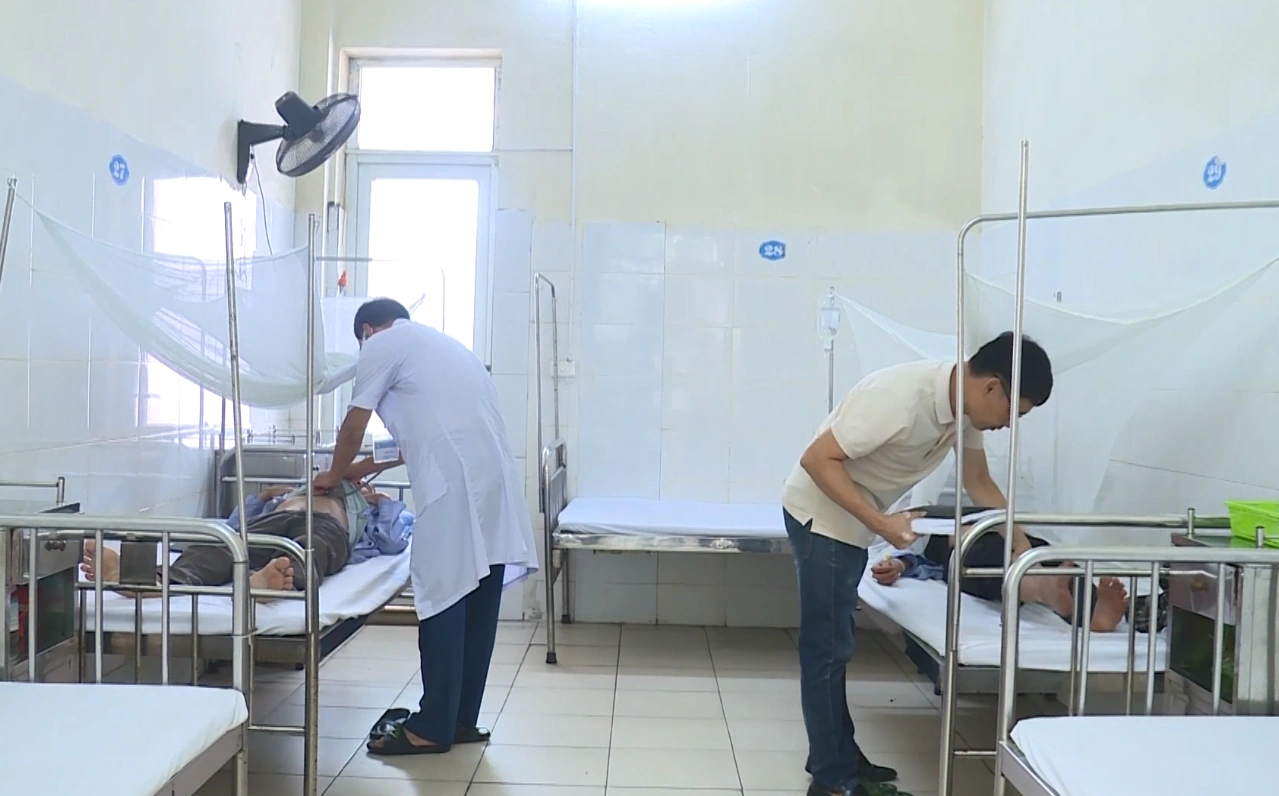 Cảnh báo nguy cơ sốt xuất huyết vào mùa sớm