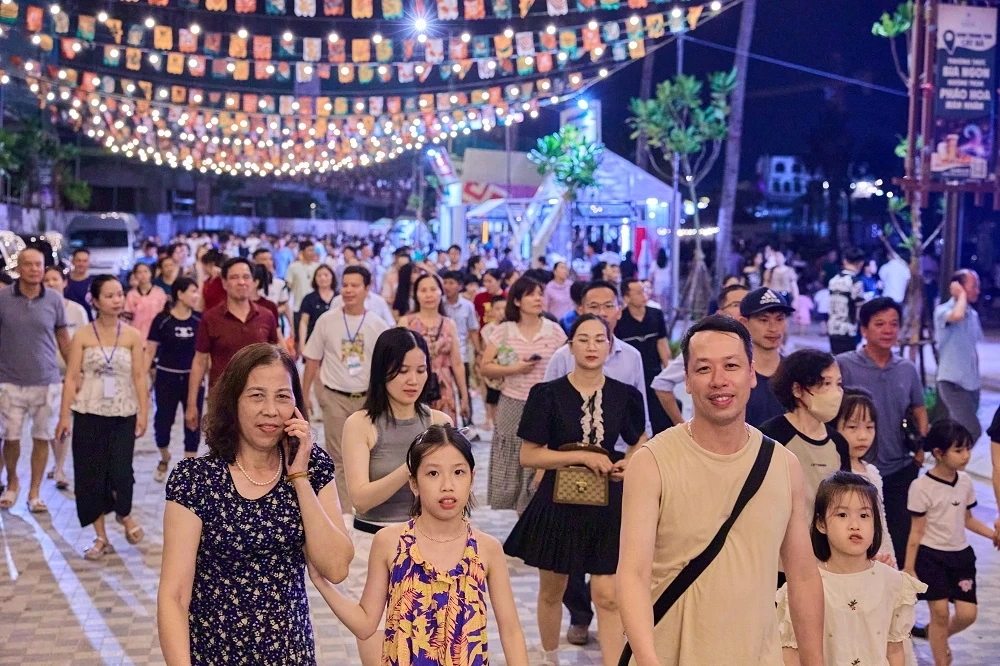 Đến hòn đảo được National Geographic Traveller ca ngợi