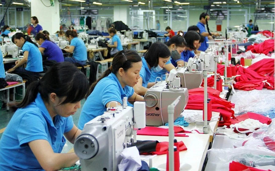 Quy định mới về miễn, giảm đóng kinh phí công đoàn áp dụng từ 16/5