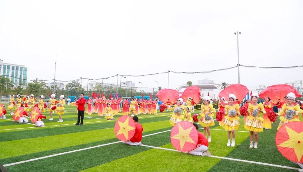 Khai mạc Đại hội Thể dục thể thao phường Hạc Thành