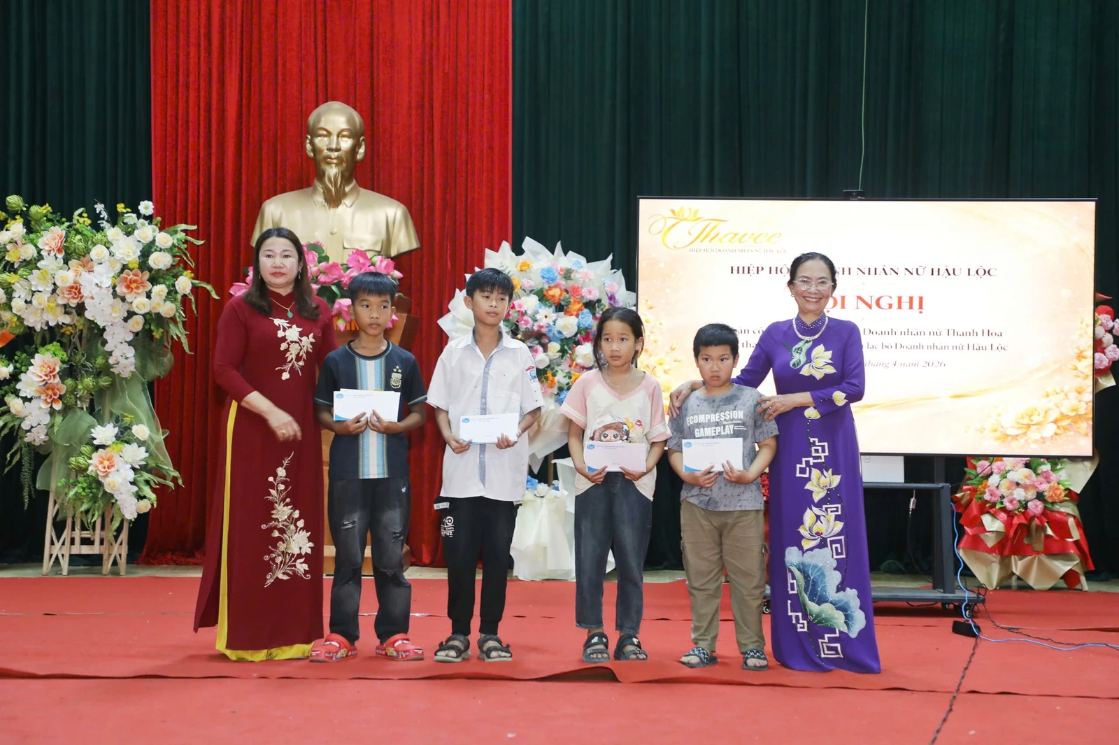 Tăng cường giao lưu, gắn kết hội viên Hiệp hội Doanh nhân nữ Thanh Hóa