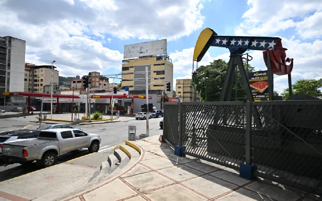 Mỹ chính thức mở lại Đại sứ quán tại Caracas