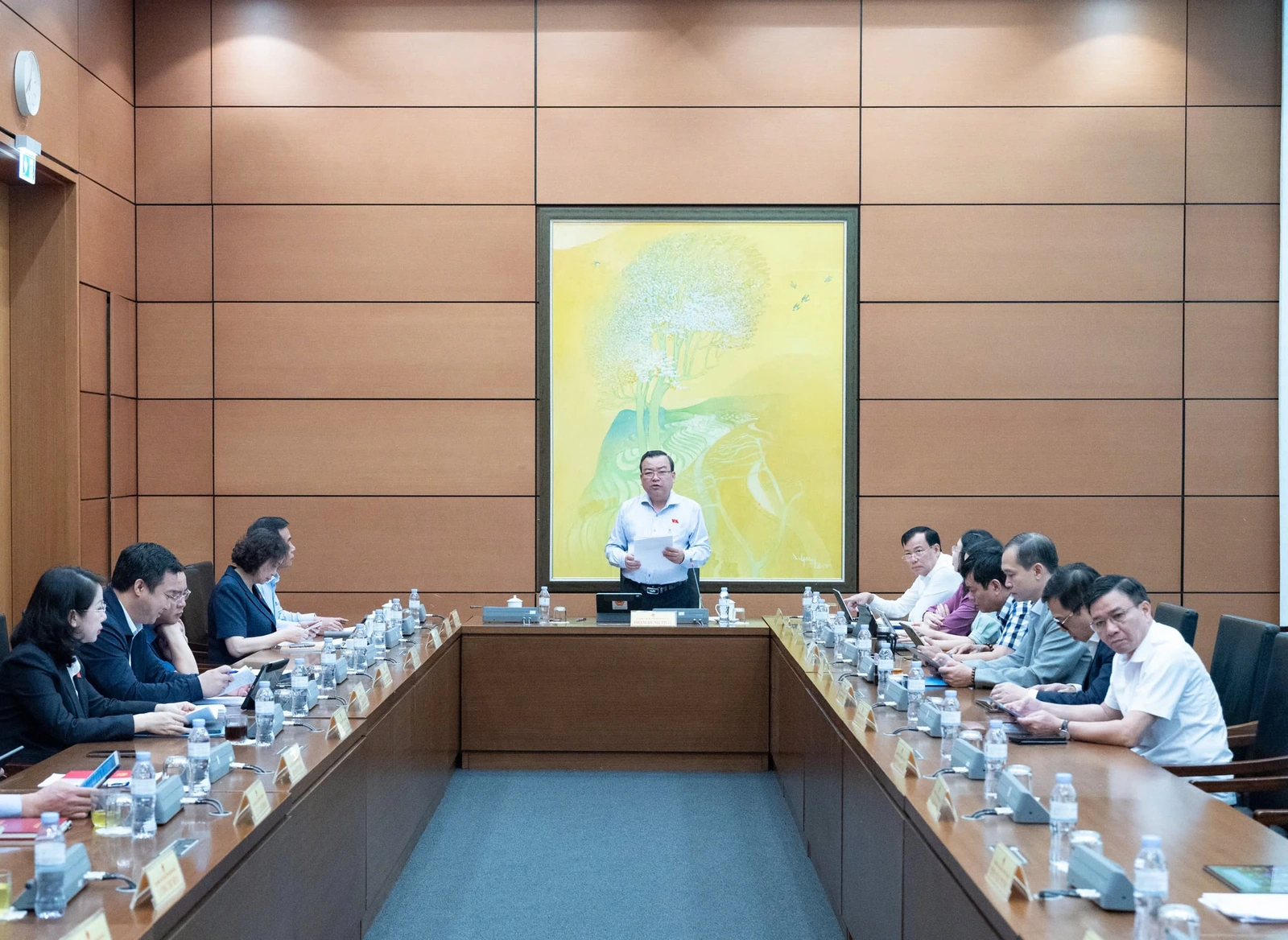 Đề xuất giải pháp phát triển kinh tế bền vững, phấn đấu đạt mục tiêu tăng trưởng hai con số