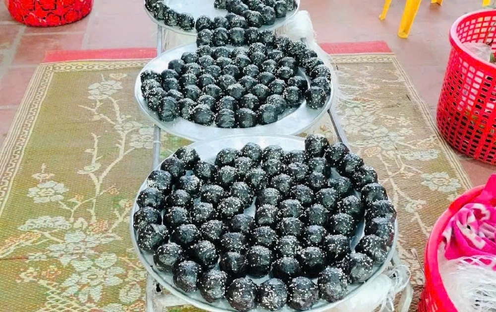 Bánh gai Thiên Dương - sản vật bên Suối cá thần