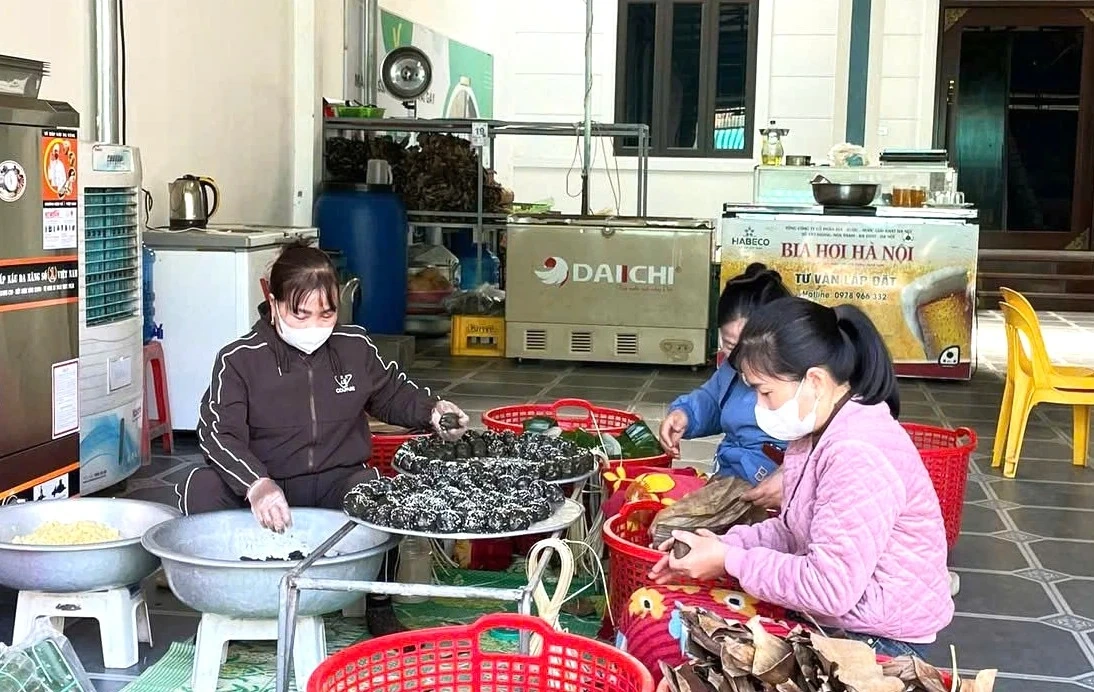 Bánh gai Thiên Dương - sản vật bên Suối cá thần