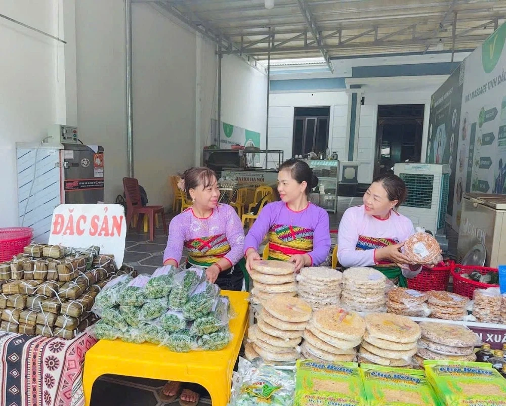 Bánh gai Thiên Dương - sản vật bên Suối cá thần