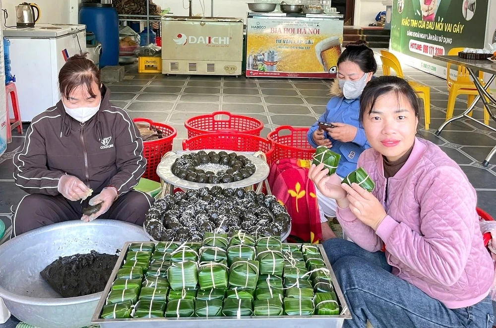 Bánh gai Thiên Dương - sản vật bên Suối cá thần