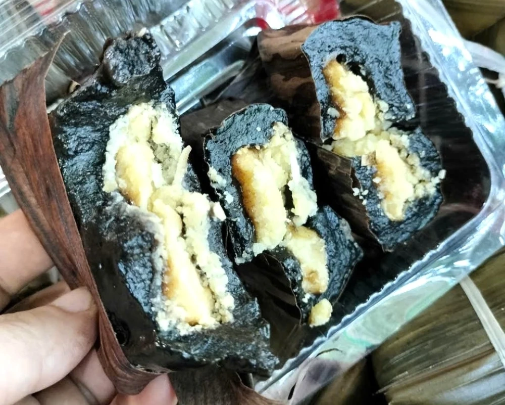 Bánh gai Thiên Dương - sản vật bên Suối cá thần