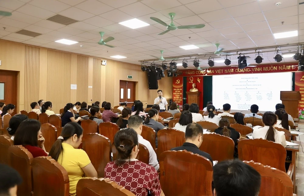 Tăng cường năng lực tiêm chủng mở rộng tuyến cơ sở