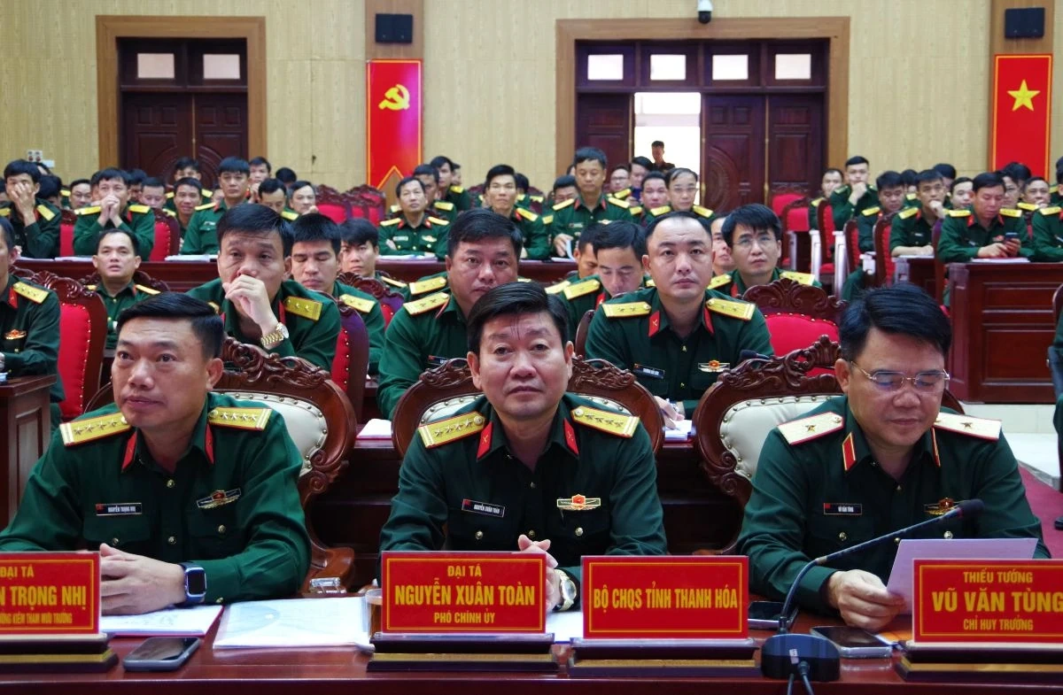 Quân khu 4 tổ chức rút kinh nghiệm nhiệm vụ huấn luyện, xây dựng chính quy, quản lý kỷ luật Quý I/2026