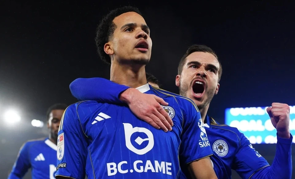 Trợ lý người Hàn Quốc bất ngờ chia tay ĐT Việt Nam; Leicester City đối mặt kịch bản rớt hạng Championship