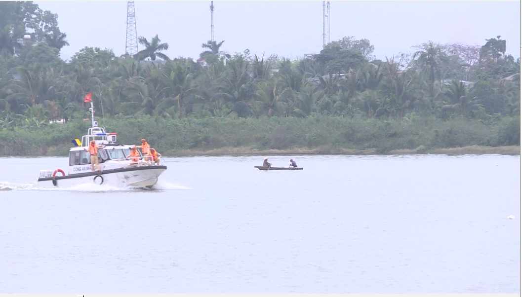 Siết an toàn đường thủy khi phương tiện “4 không” vẫn còn hiện hữu - Bài 1: Tổng kiểm soát đường thủy nội địa