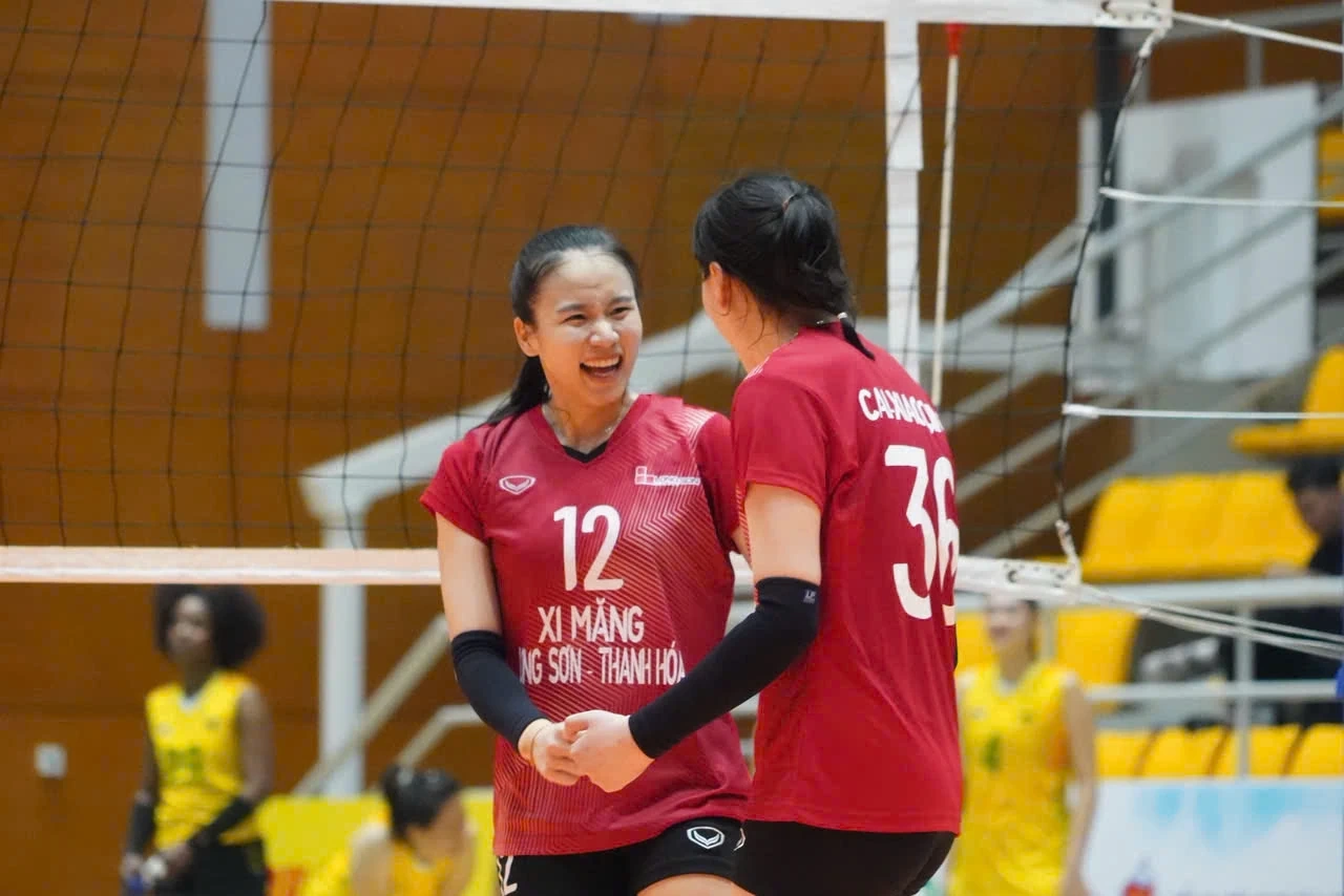 Đội bóng chuyền nữ XMLS Thanh Hóa tạo cơn địa chấn trước ĐKVĐ VTV Bình Điền Long An
