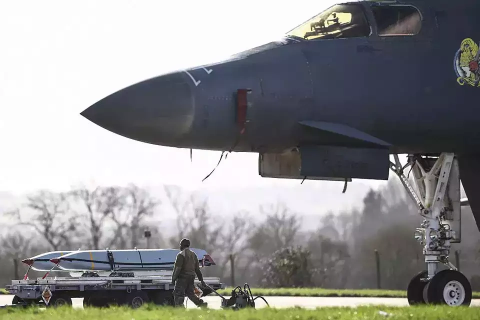 Chiến trường Trung đông leo thang, kho vũ khí chiến lược của Mỹ chịu sức ép lớn