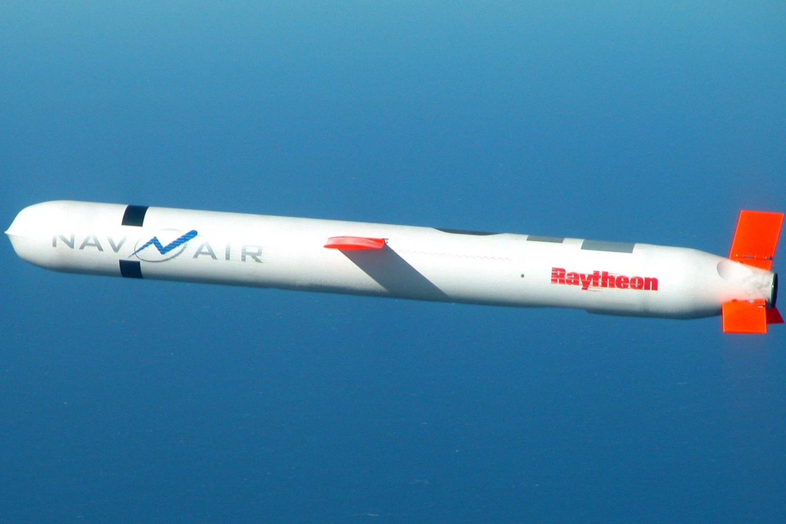 Hải quân Mỹ đề xuất tăng mạnh mua sắm tên lửa Tomahawk