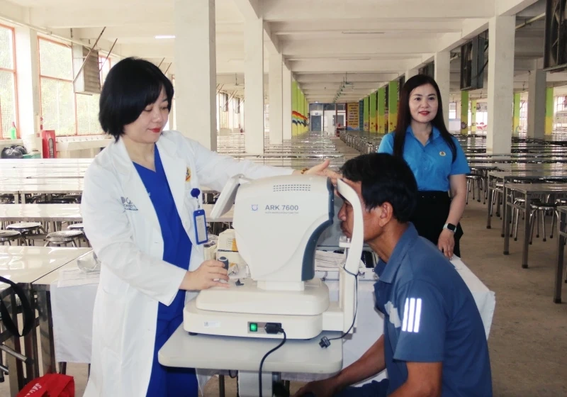 Khám sức khỏe miễn phí cho hơn 100 đoàn viên, công nhân lao động