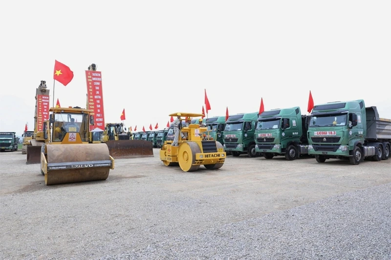 Tháo gỡ “điểm nghẽn”, thúc đẩy tiến độ các dự án trọng điểm