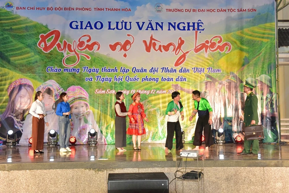 Giáo dục tư tưởng để học sinh dân tộc thiểu số “miễn dịch” trước thông tin xấu độc