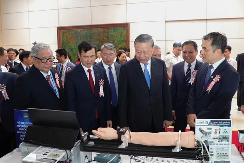 Khát vọng hùng cường và tầm nhìn mới về đại học