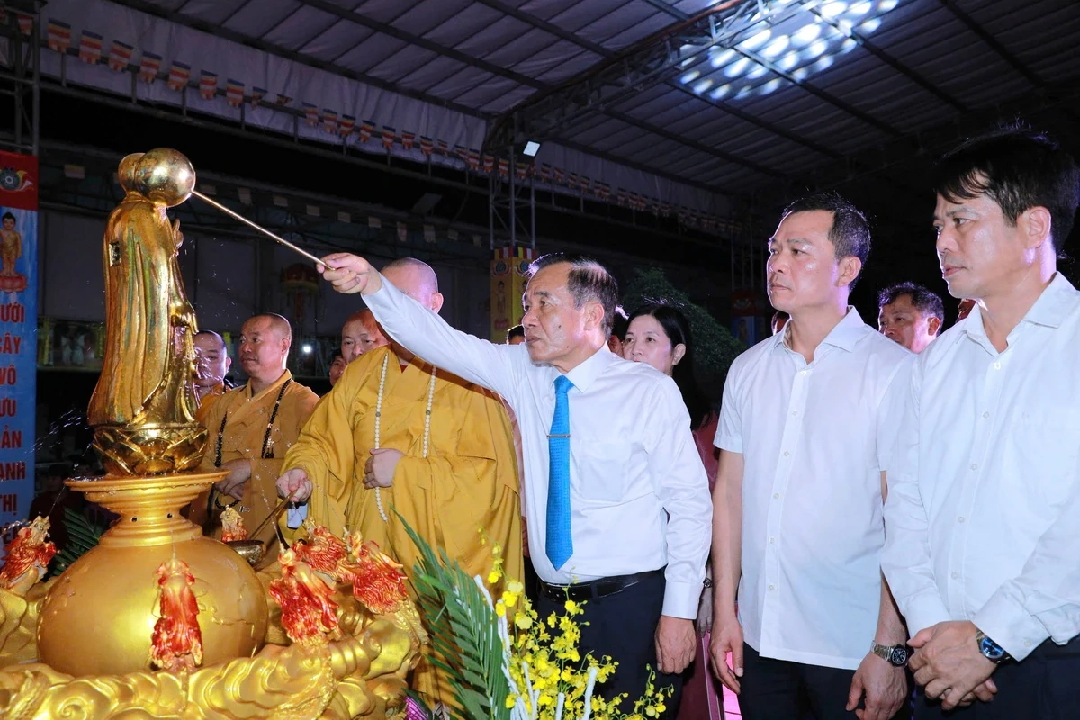 Bí thư Tỉnh ủy Lê Đức Thái dự Đại lễ Phật đản Phật lịch 2570 tại chùa Đại Bi