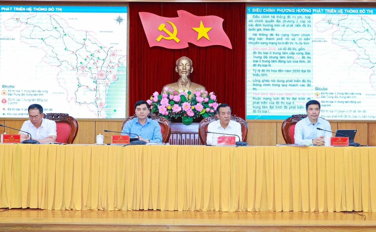 Ban Chấp hành Đảng bộ tỉnh Thanh Hóa thảo luận nhiều quyết sách chiến lược cho giai đoạn phát triển mới