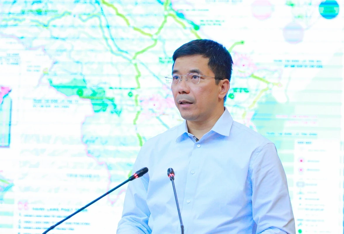 Ban Chấp hành Đảng bộ tỉnh Thanh Hóa thảo luận nhiều quyết sách chiến lược cho giai đoạn phát triển mới