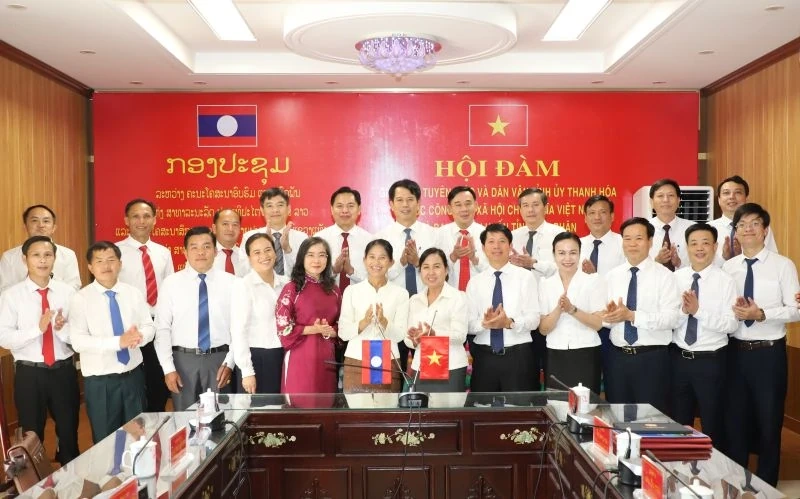 Tiếp tục củng cố, nâng tầm hợp tác lĩnh vực tuyên huấn, tuyên giáo, dân vận giữa hai tỉnh Thanh Hóa - Hủa Phăn